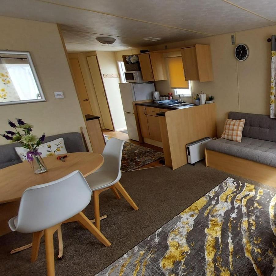 Skyla Vista Hotell Clacton-on-Sea Exteriör bild